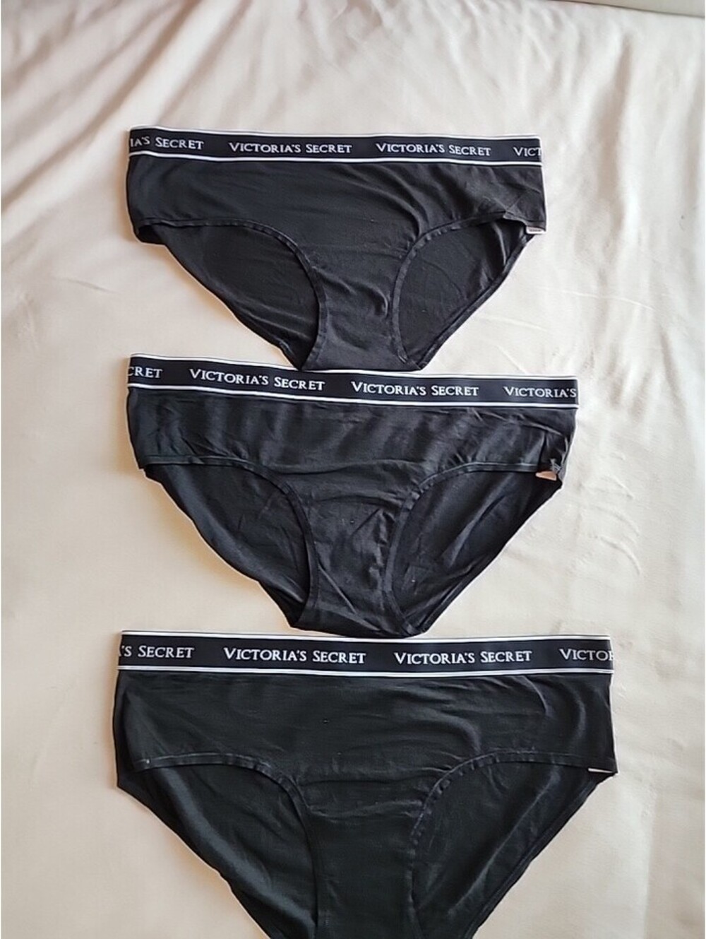 Victoria’s Secret Hiphugger Panties Lot Of 3 NWT Xl Black Cotton Logo Band Indi